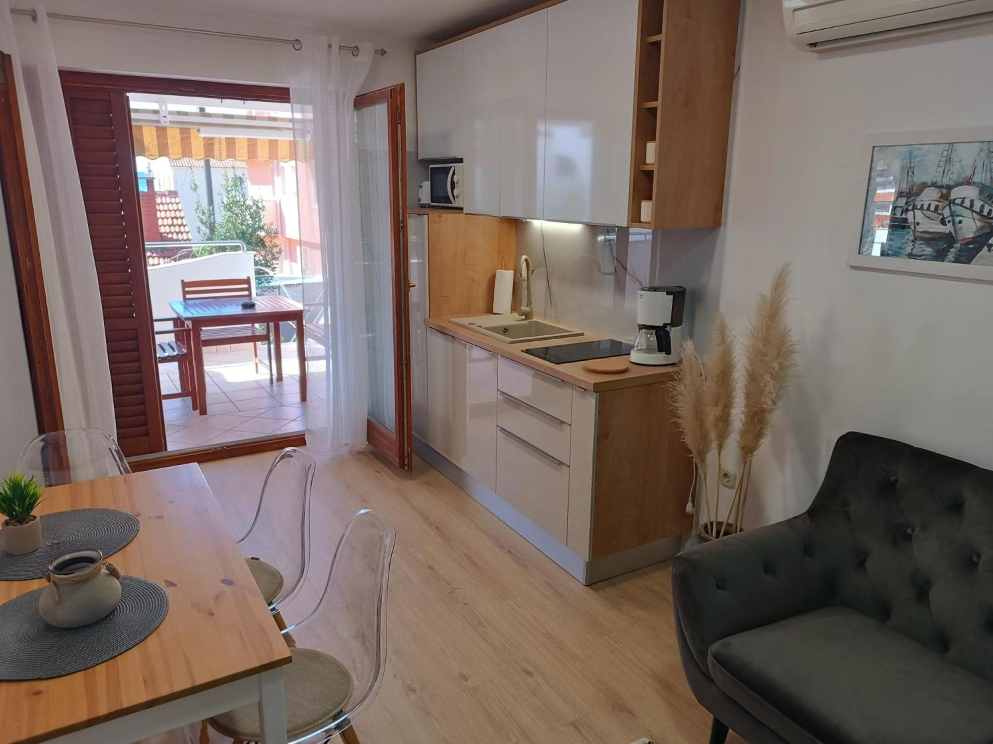 Apartment Antisin Zara Esterno foto